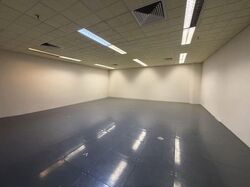 Lucky Plaza (D9), Retail #582267111